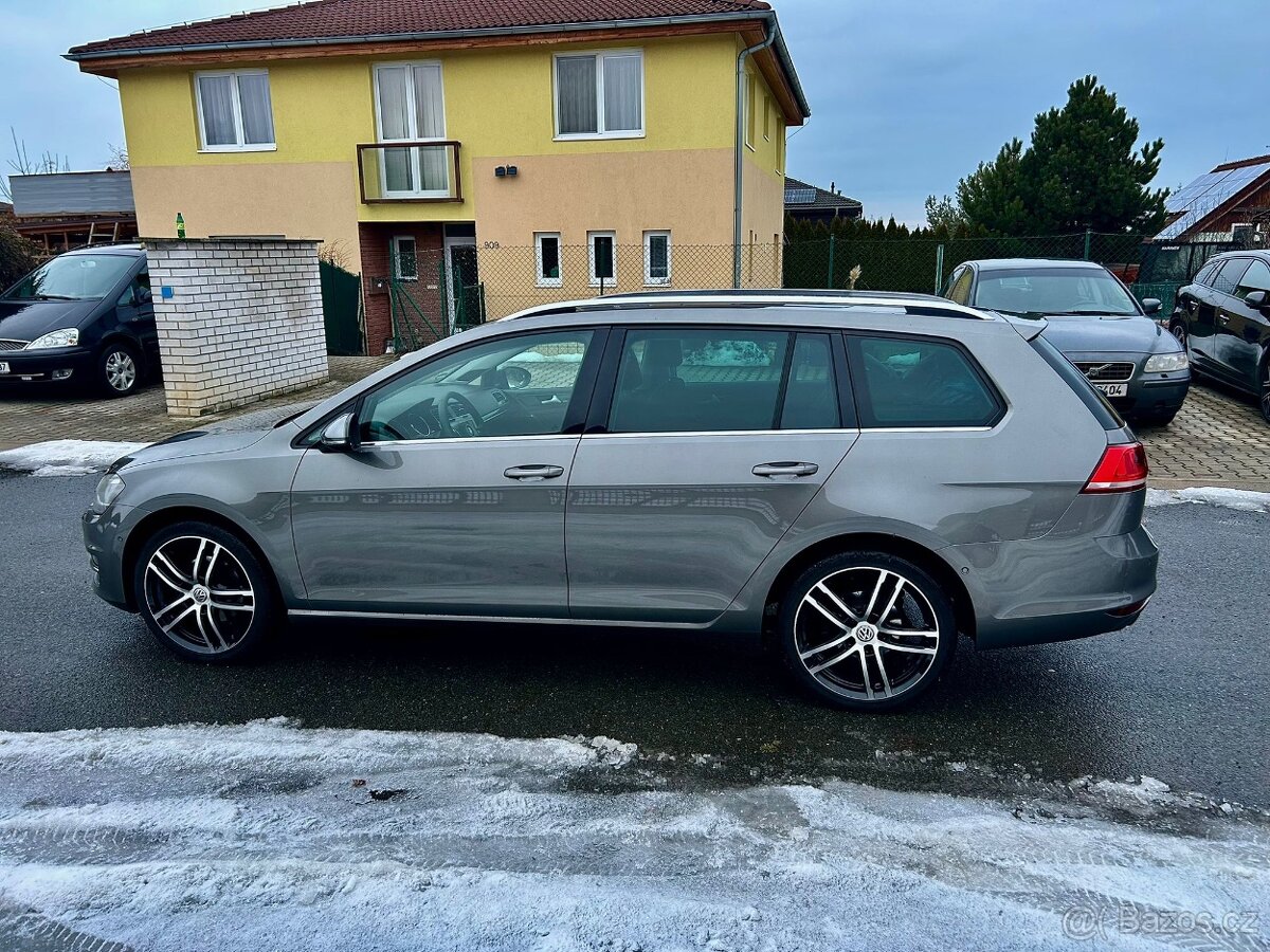 Volkswagen Golf VII kombi Highline - 5