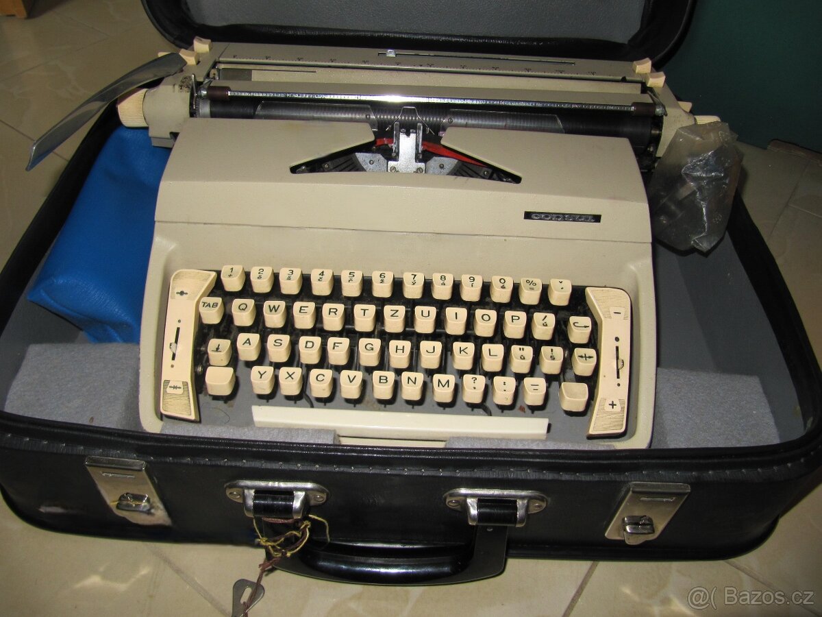 Psací stroj CONSUL kufříkový-222.2 TZECHOSLOVAKIA - 5