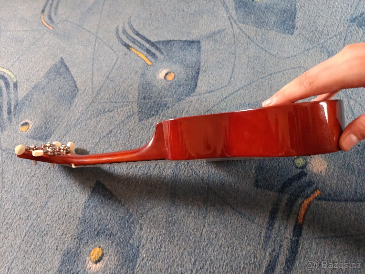 Ukulele MAX Solo + polstrovaný obal - 5