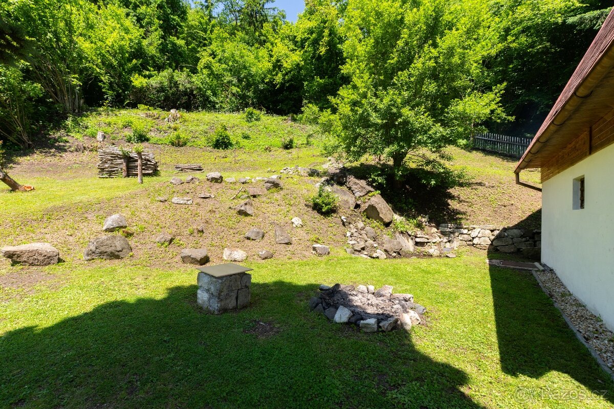 Prodej-Chata v Radošově u Kyselky - 5