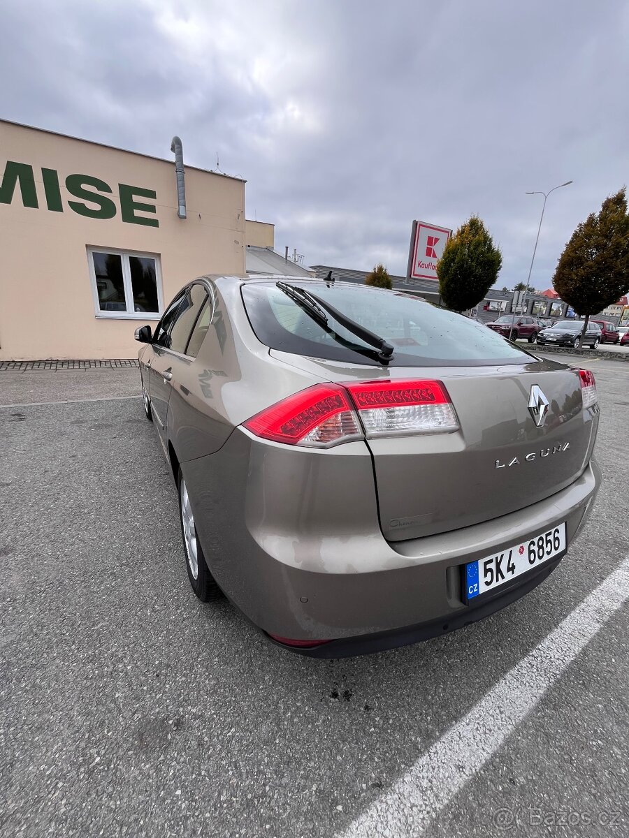 Renault Laguna 3 - 5