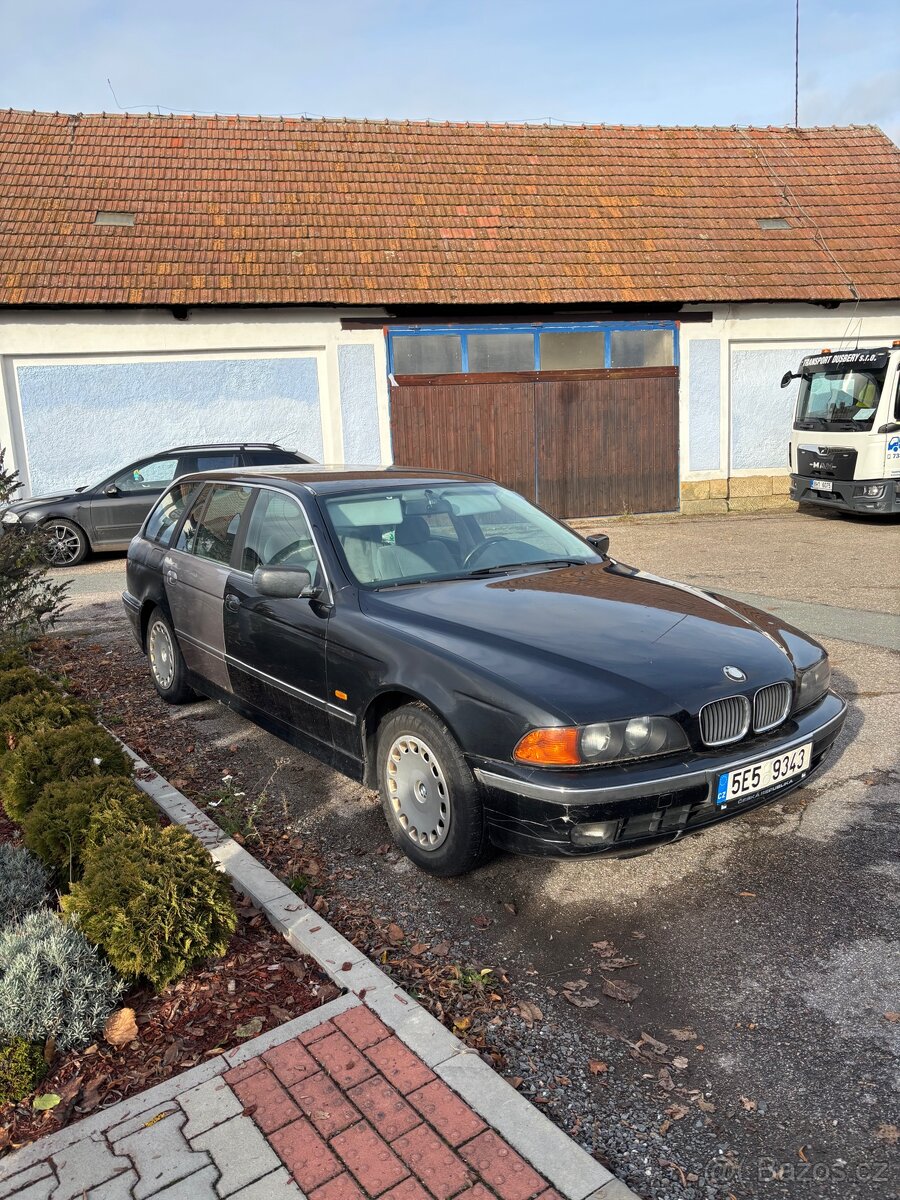 Bmw e39 520i - 5