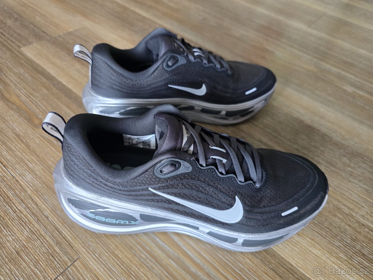 Běžecké boty Nike Vomero Plus (44) - 5