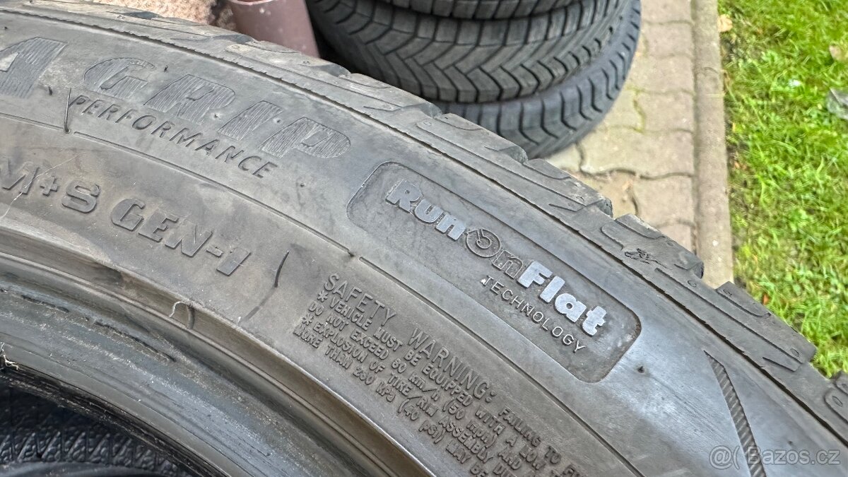 225/55/17 Good Year Ultra Grip zimní - Run Flat - 5
