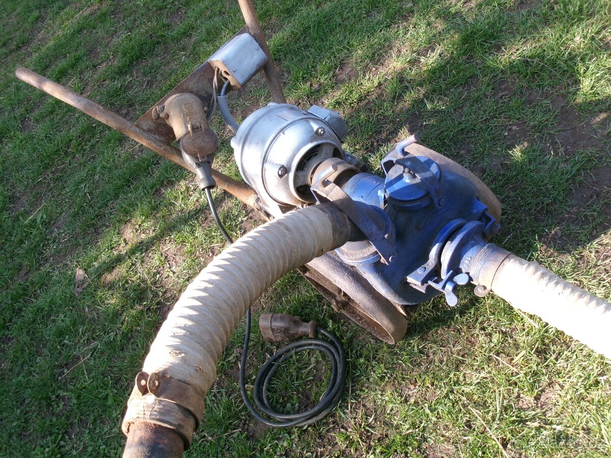 prodám staré-historické hospodářské kalové čerpadlo. Originá - 5