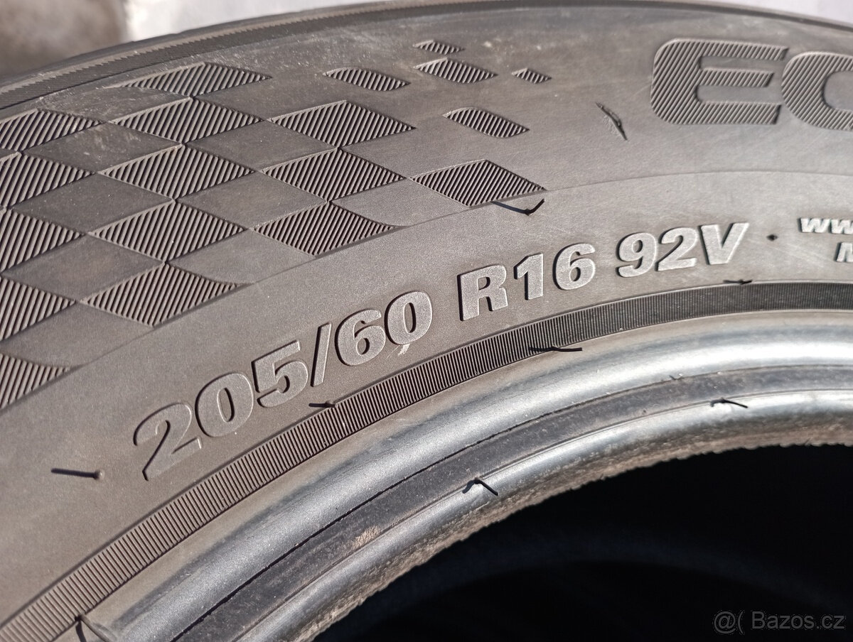 205/60/16 Kumho letní pneu 2ks - 5