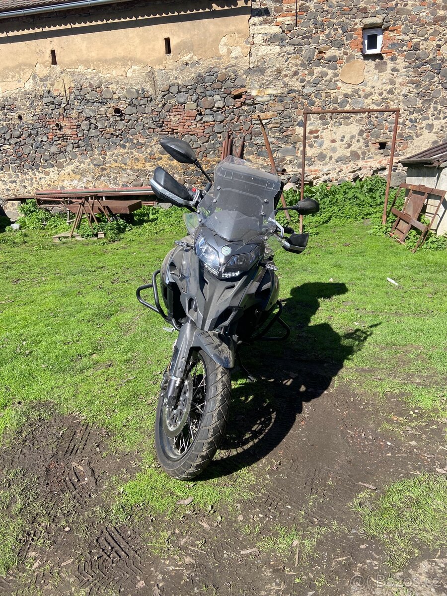 Benelli TRK 502X