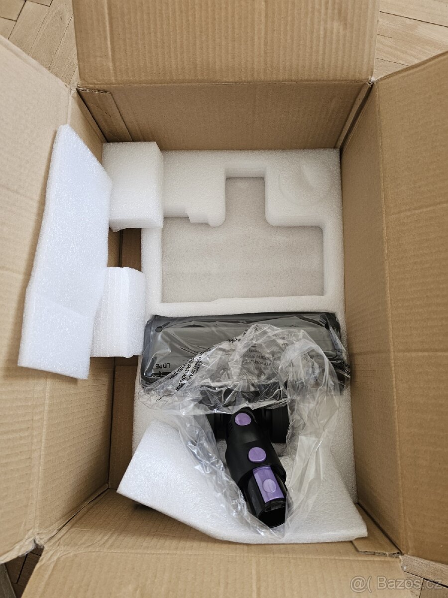 Bezdrátový ruční tyčový vysavač - 5