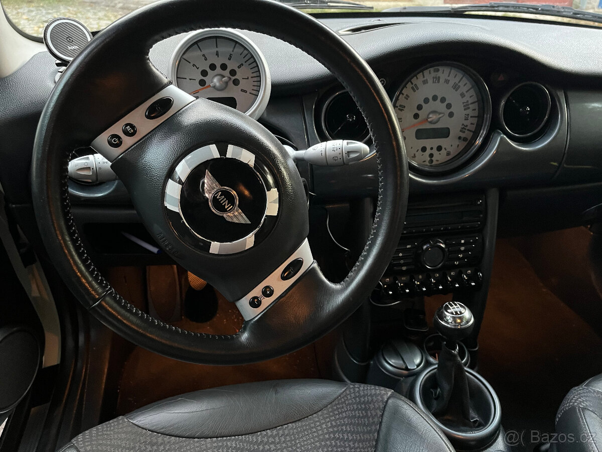 Mini Cooper, Prodám Mini Cooper R 50 - 5