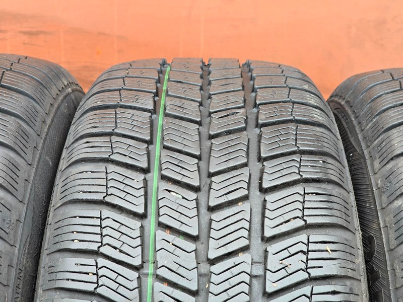 Zimní Barum 215/60/16 XL - 5