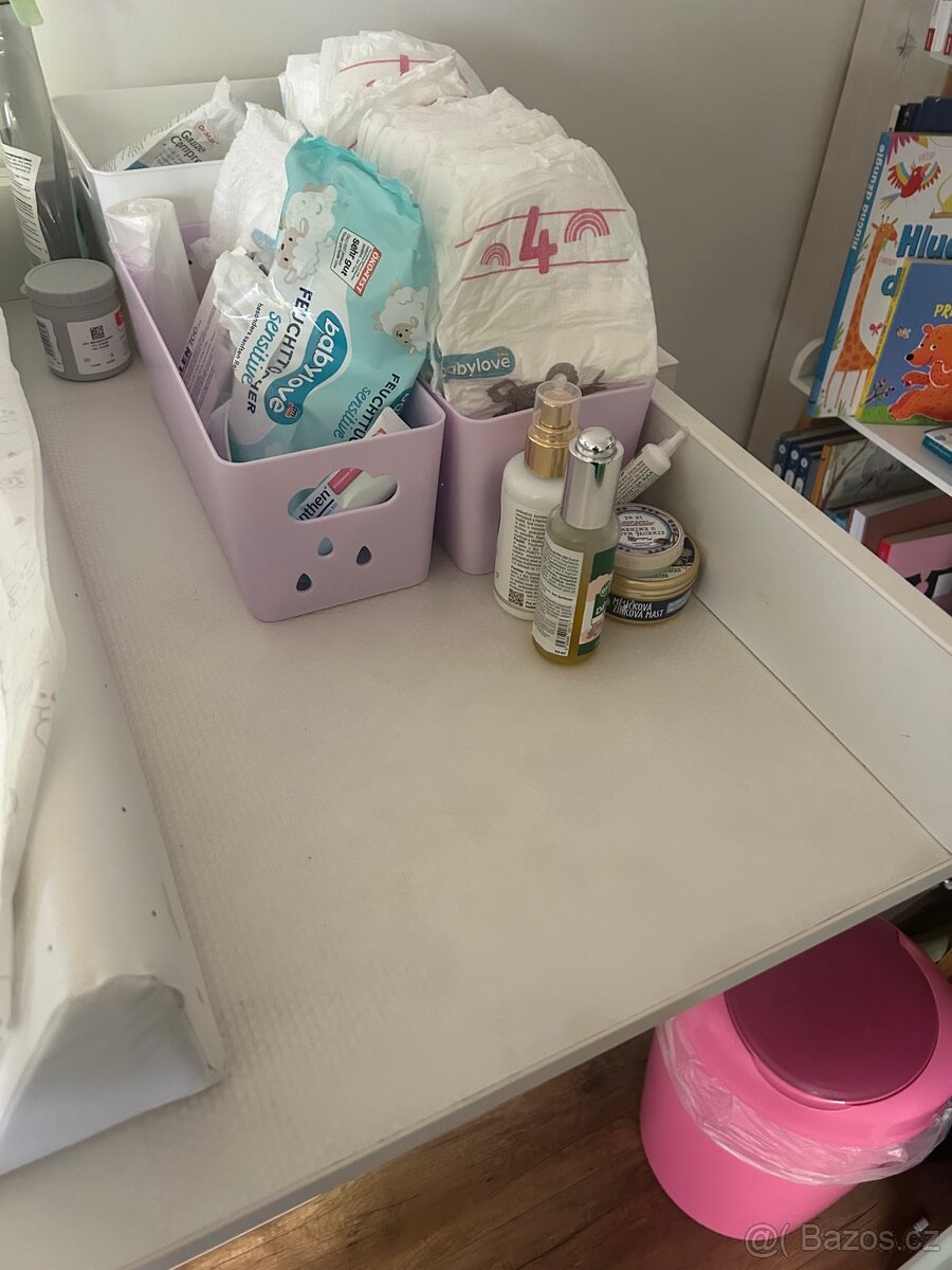 Přebalovací pult - 5