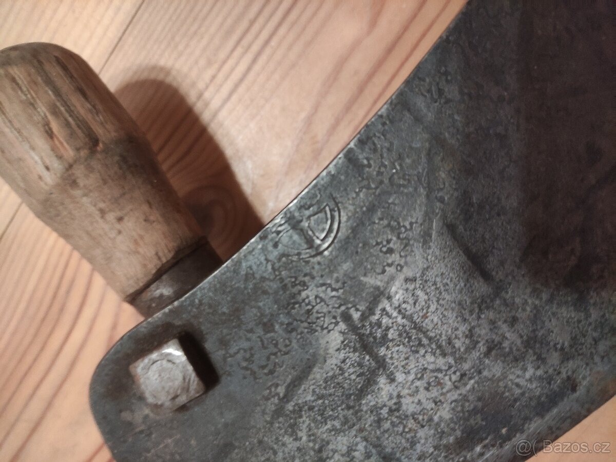 Řeznická kolébka sekaček - 5