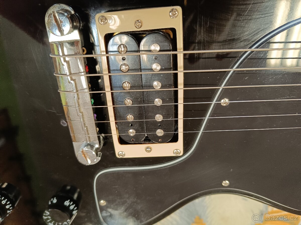 Epiphone Les Paul Junior Electric Guitar - Ebony Black - 5