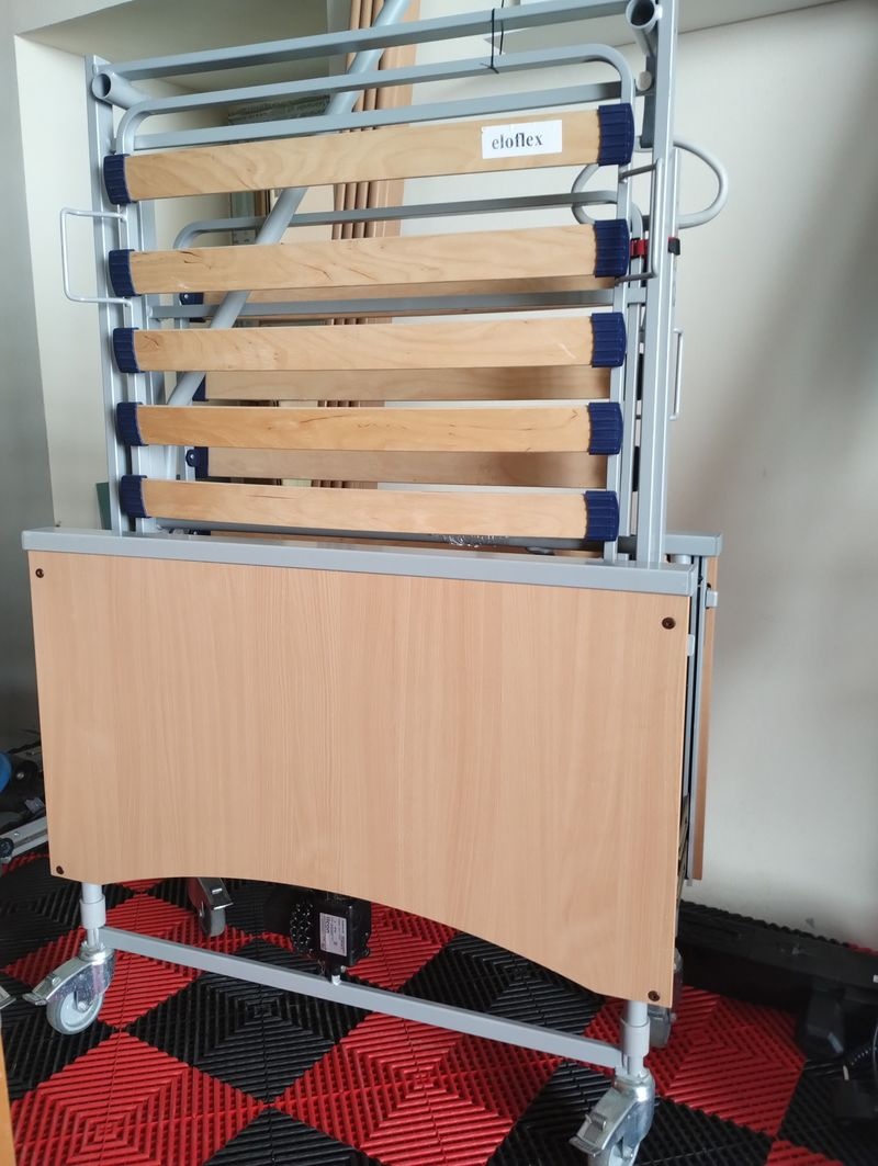 Invalidní polohovací lůžko - 5