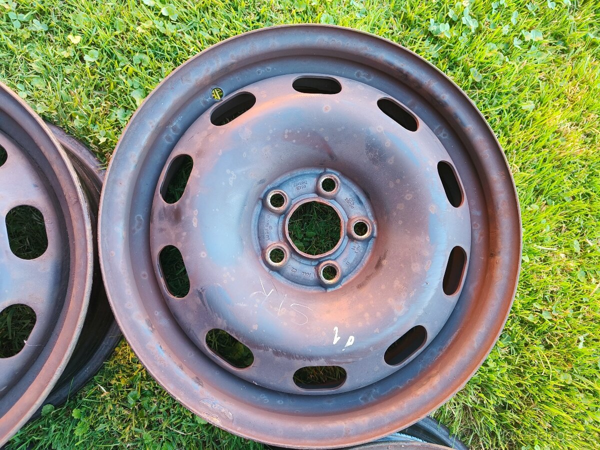 Plechové disky Octavia 1 - 5