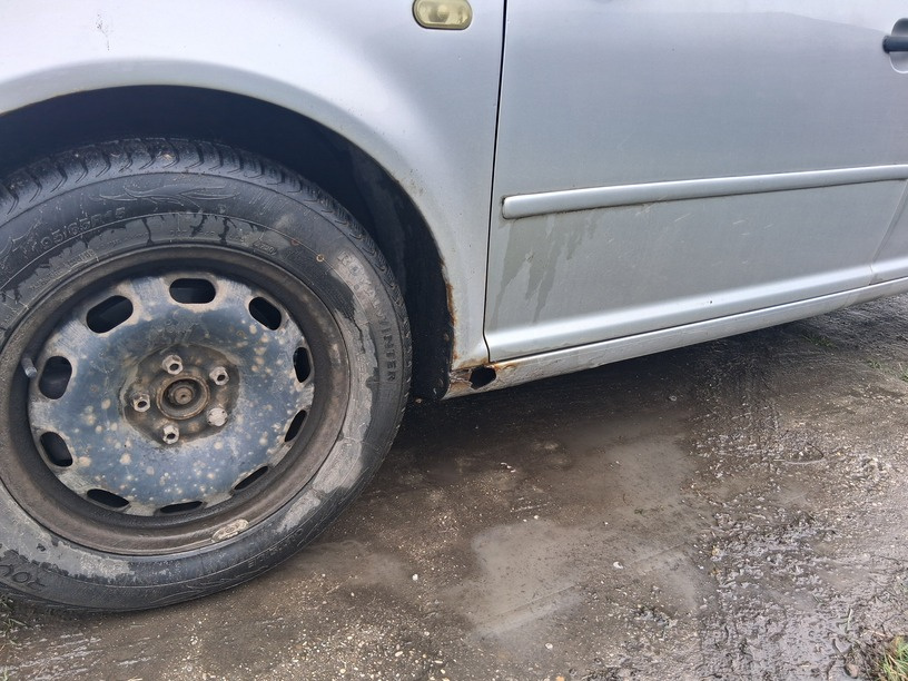 Prodám VW GOLF TDI 2003 - 5