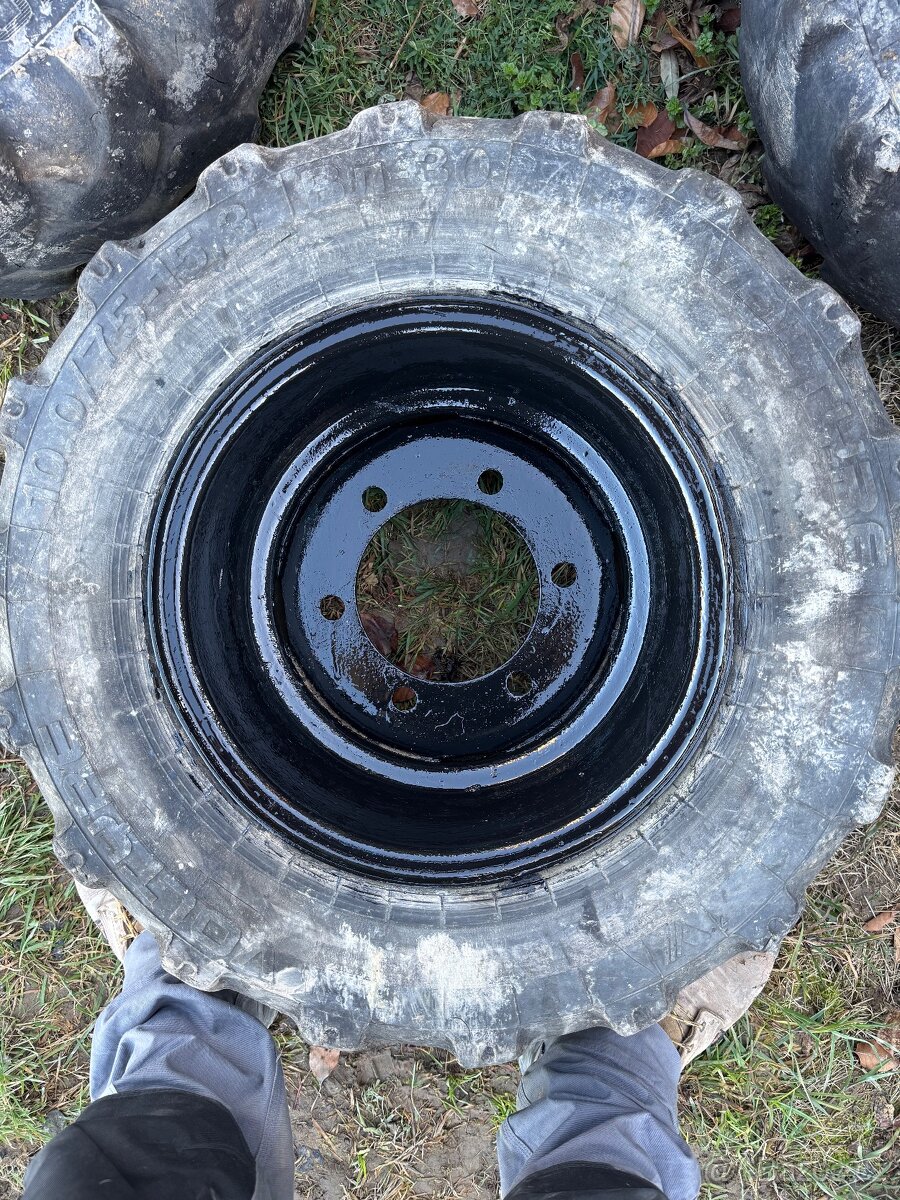 Kola na Unc 060 061 Novotný - 5