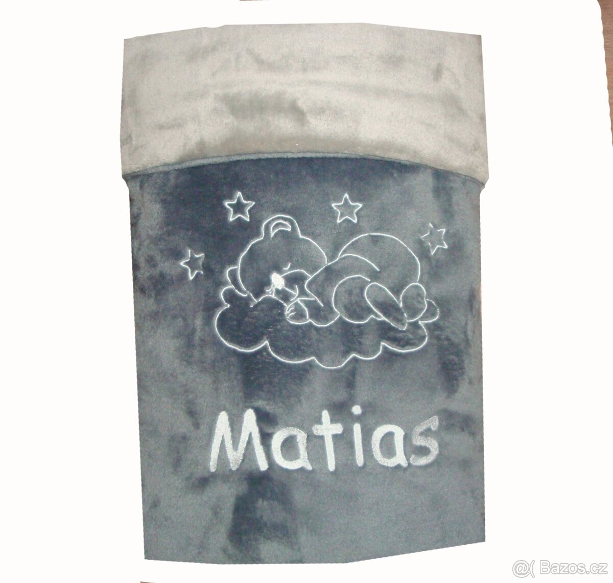 Deka s výšivkou jména a obrázků na přání více barev - 5