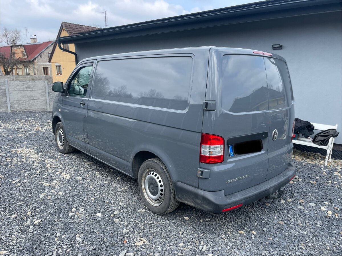 VW T5 TRANSPORTER 2.0 TDI 75KW NOVÉ ROZVODY - 5