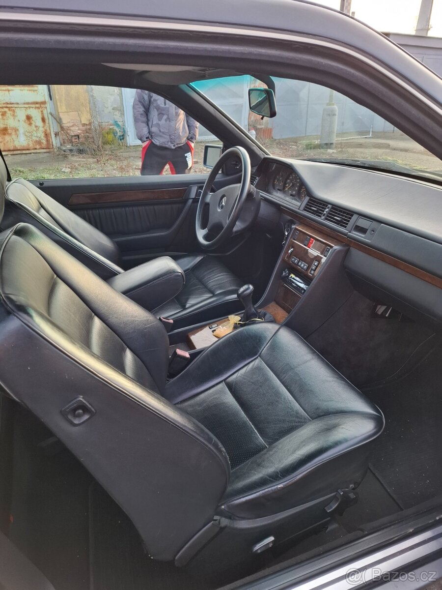 Mercedes w124 coupe - 5