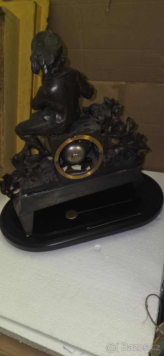 Staré bronzové hodiny - 5