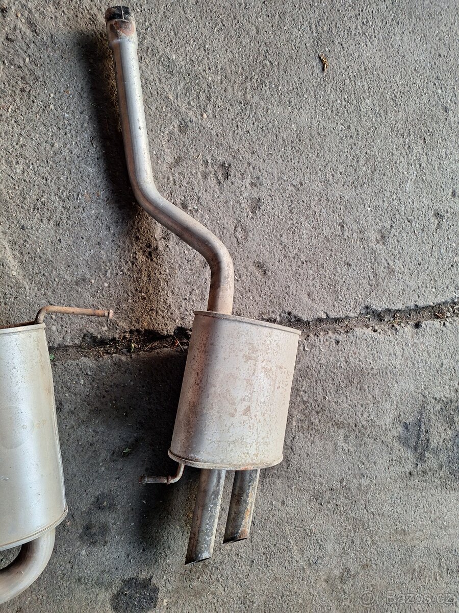 Octavia 2 combi 2.0 Fsi výfuk - 5