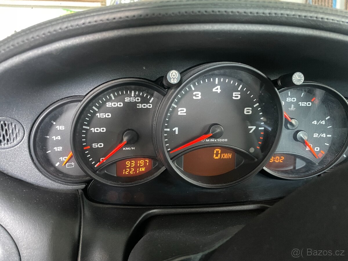 Porsche 911 996 manuál, zadokolka - 5