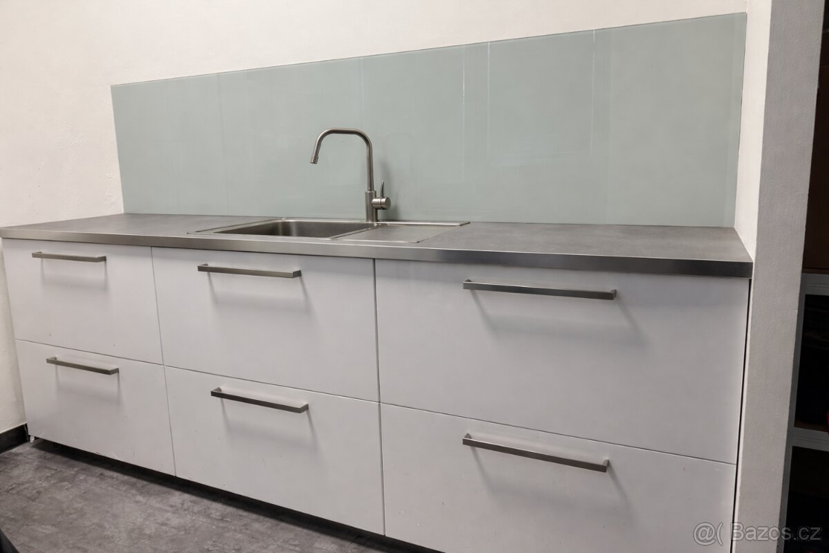 Pronájem komerčního prostoru, cca 79 m² - 5