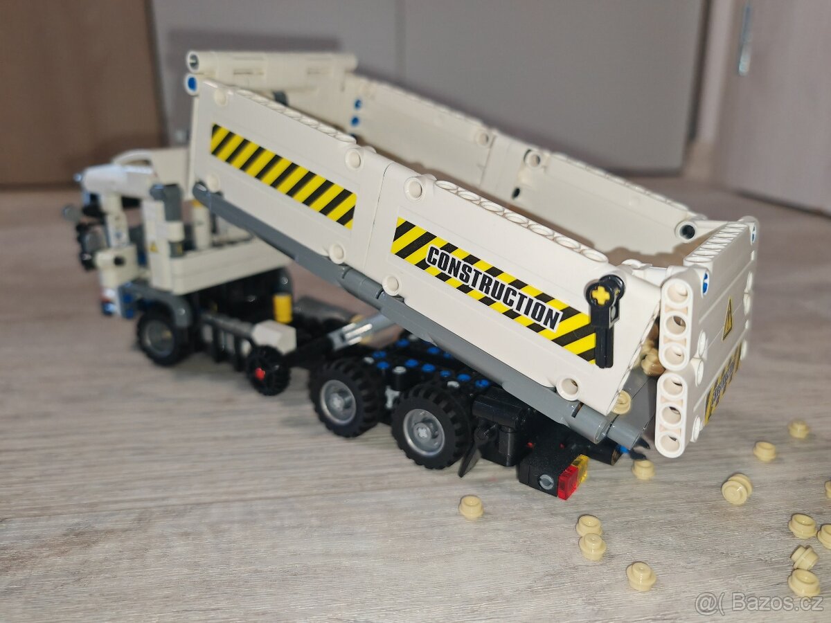 Stavebnice Nákladního auta - obdoba Lego Technic - 5