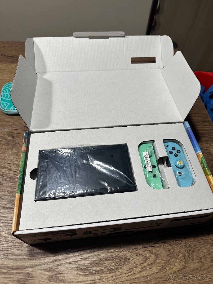 Nintendo switch v krásné limitované edici Animal Crossing - 5