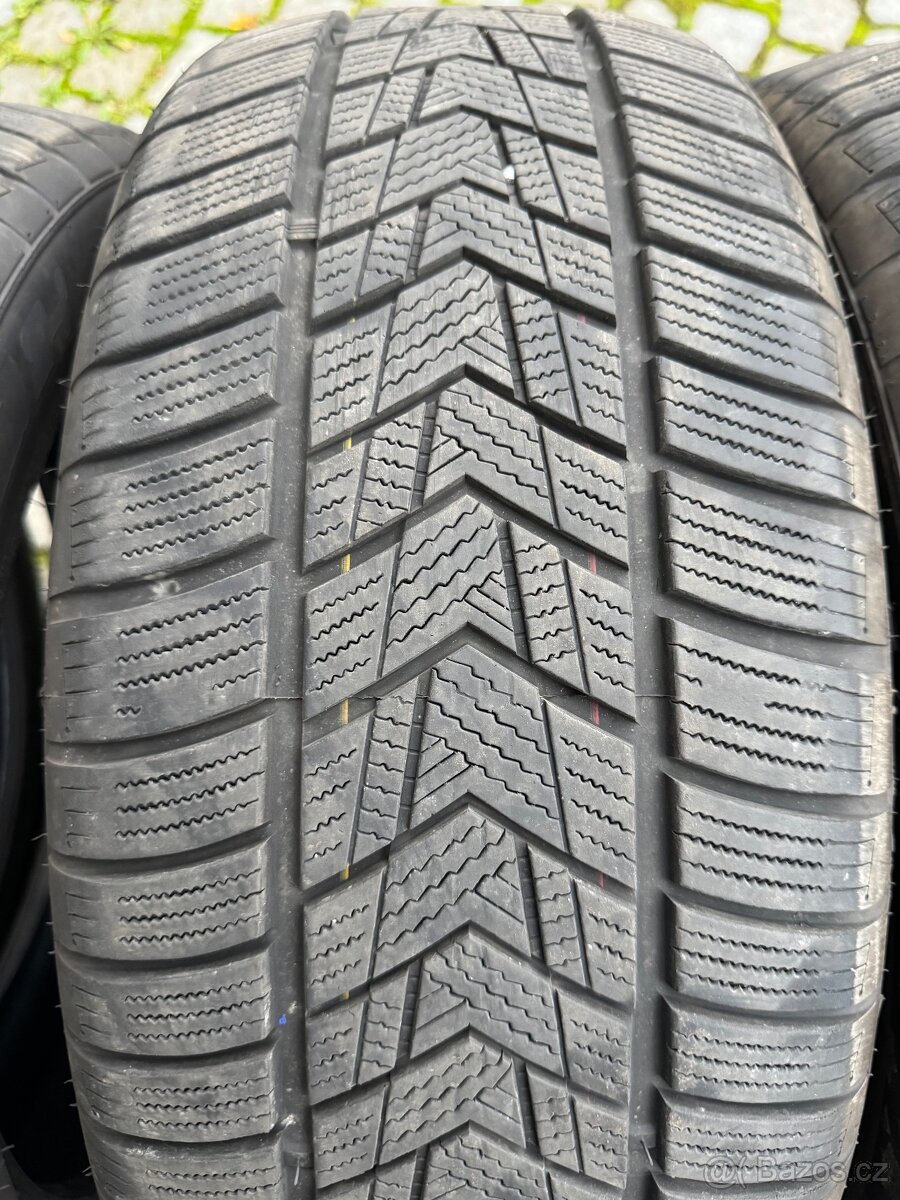 Pneu TRACMAX X-PRIVILO S330 225/50 R19 - 5