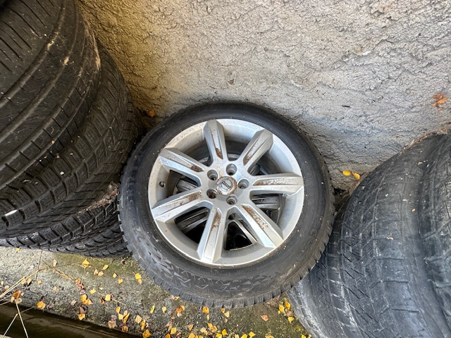 ALU disky Volvo 17", 5x108, 8x17", ET42, zimní 225/55/17 - 5