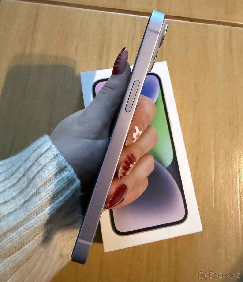IPhone 14 128GB fialový - 5