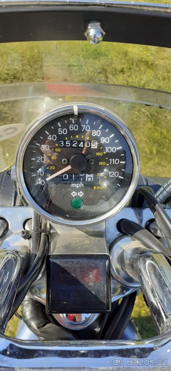 Suzuki Intruder vs 800 - 5