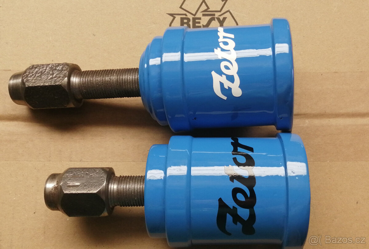 Zetor - stahovák kulových čepů - 5