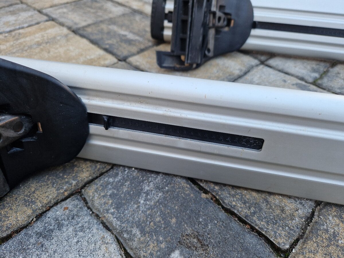 Příčníky / střešní nosiče Thule s patkami Rapid System 753 - 5