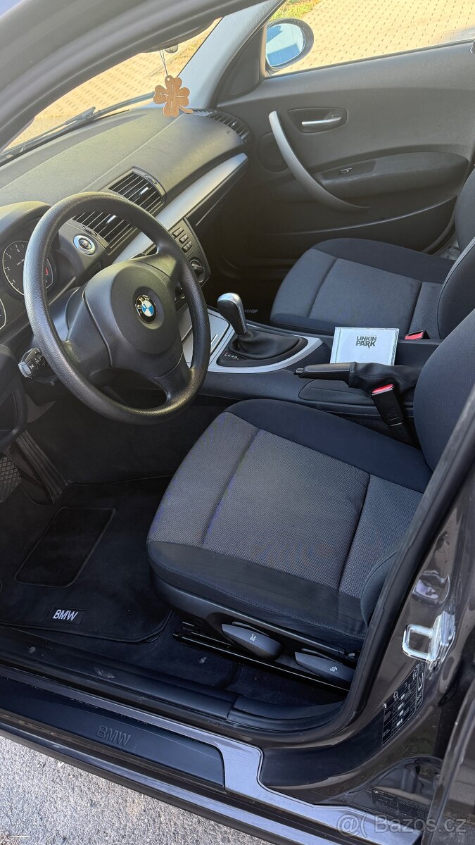 BMW 118i - 5