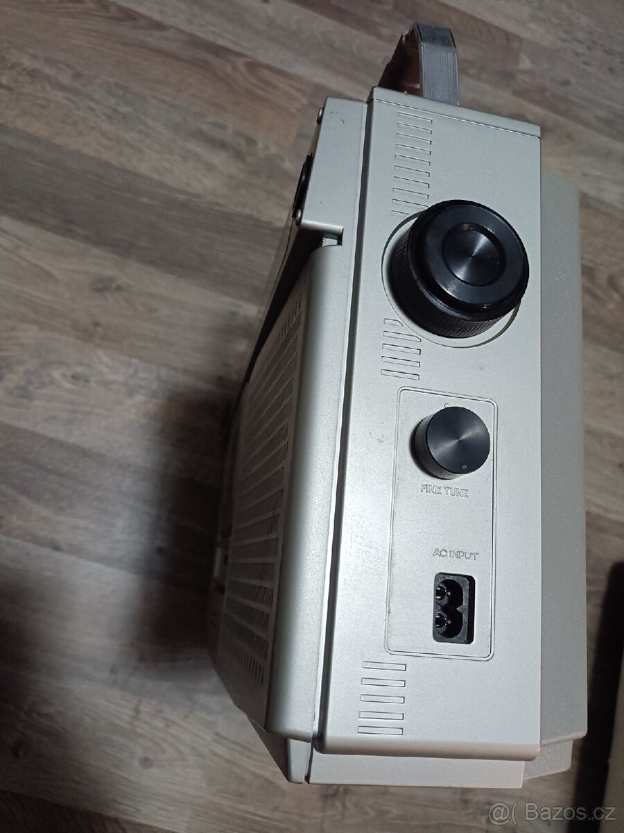 Sanyo M9922L retro kazeťák Japan - 5