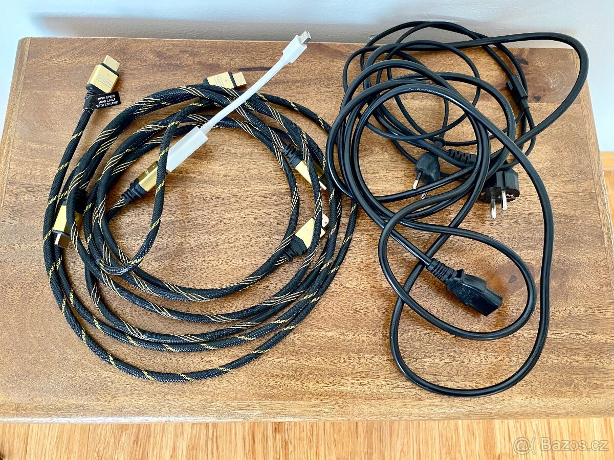 Full HD projektor BenQ W2000 s Rec.709 - 5