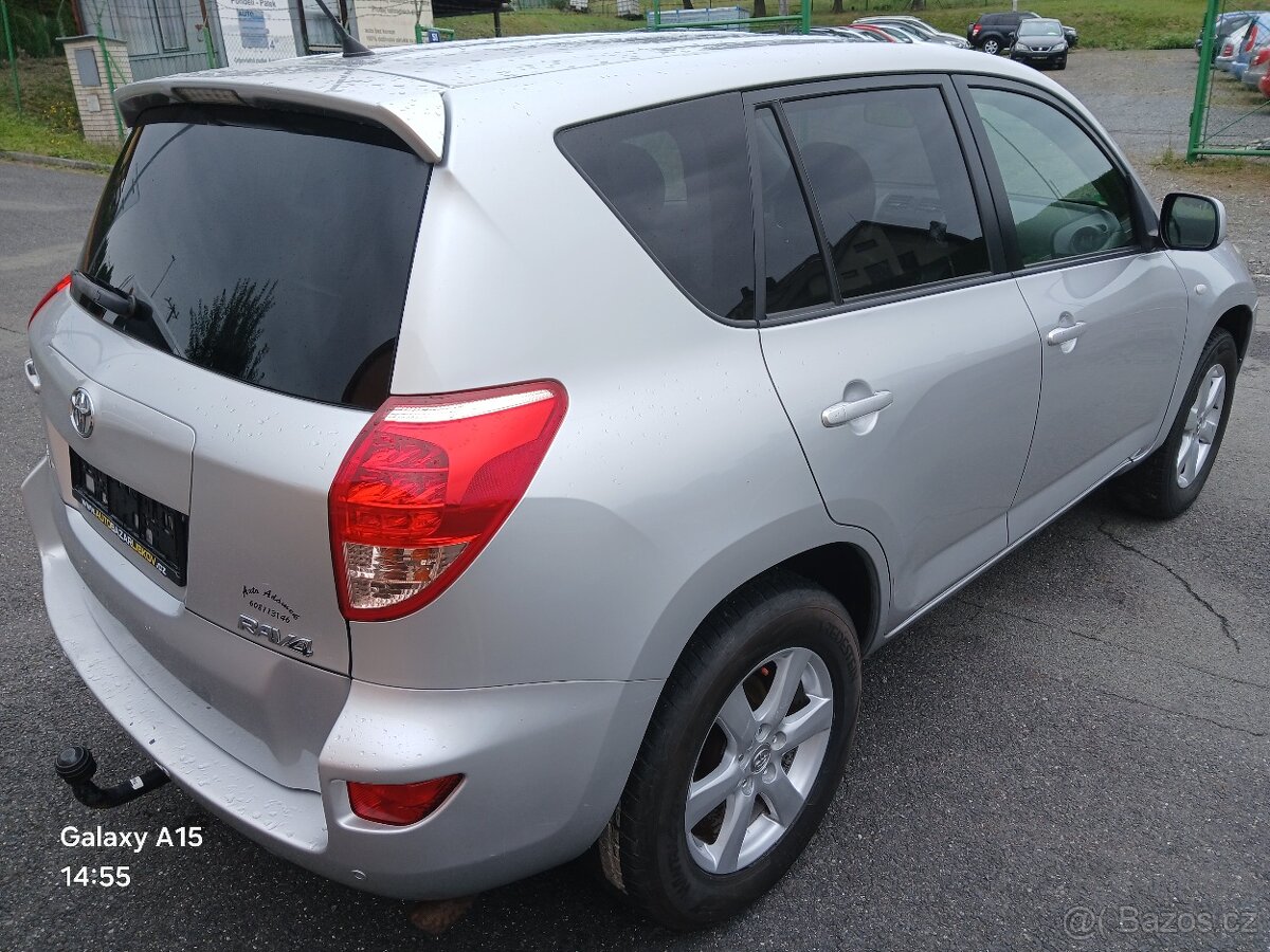 Toyota RAV 4 III 2.0 VVT-i 4WD automat - 5