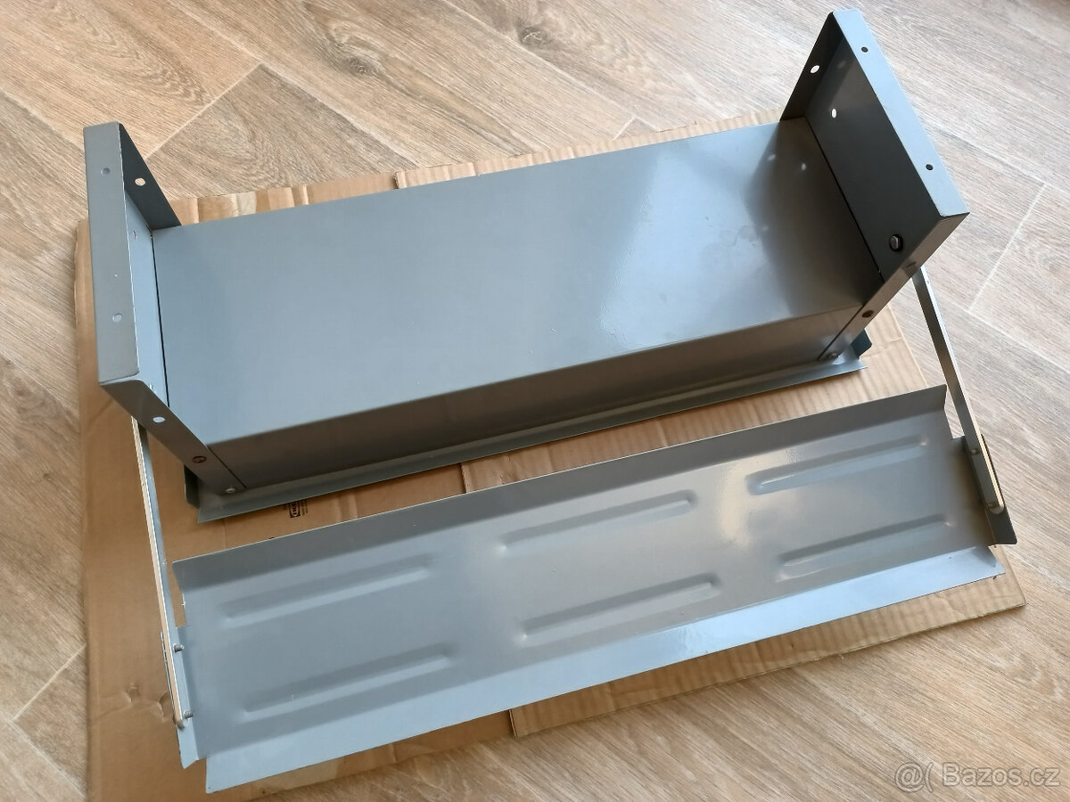 Nášlapné krmítko pro slepice - 5