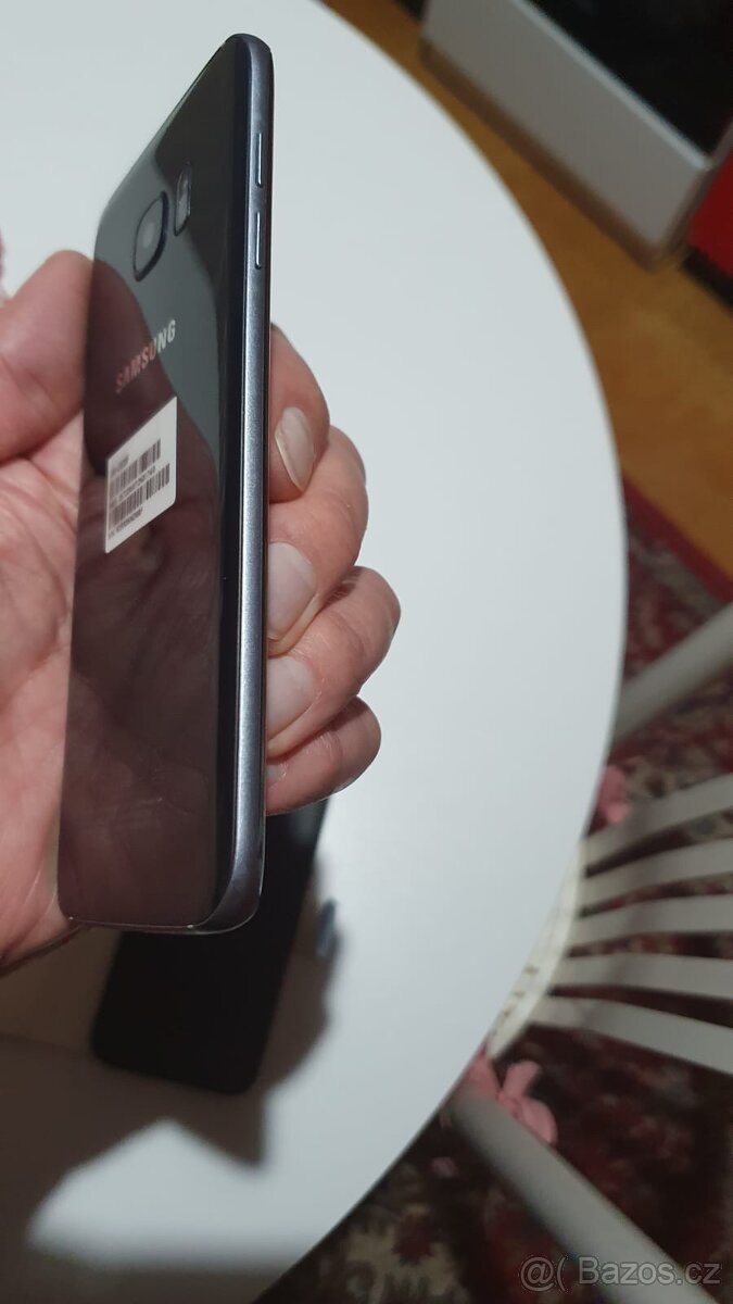 SAMSUNG GALAXY S7 Edge - 5