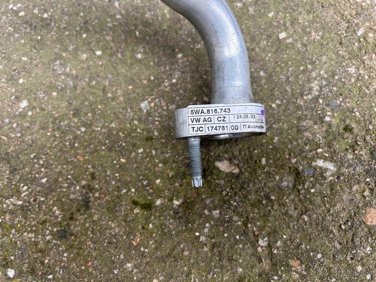 Klimatrubky škoda Superb - 5