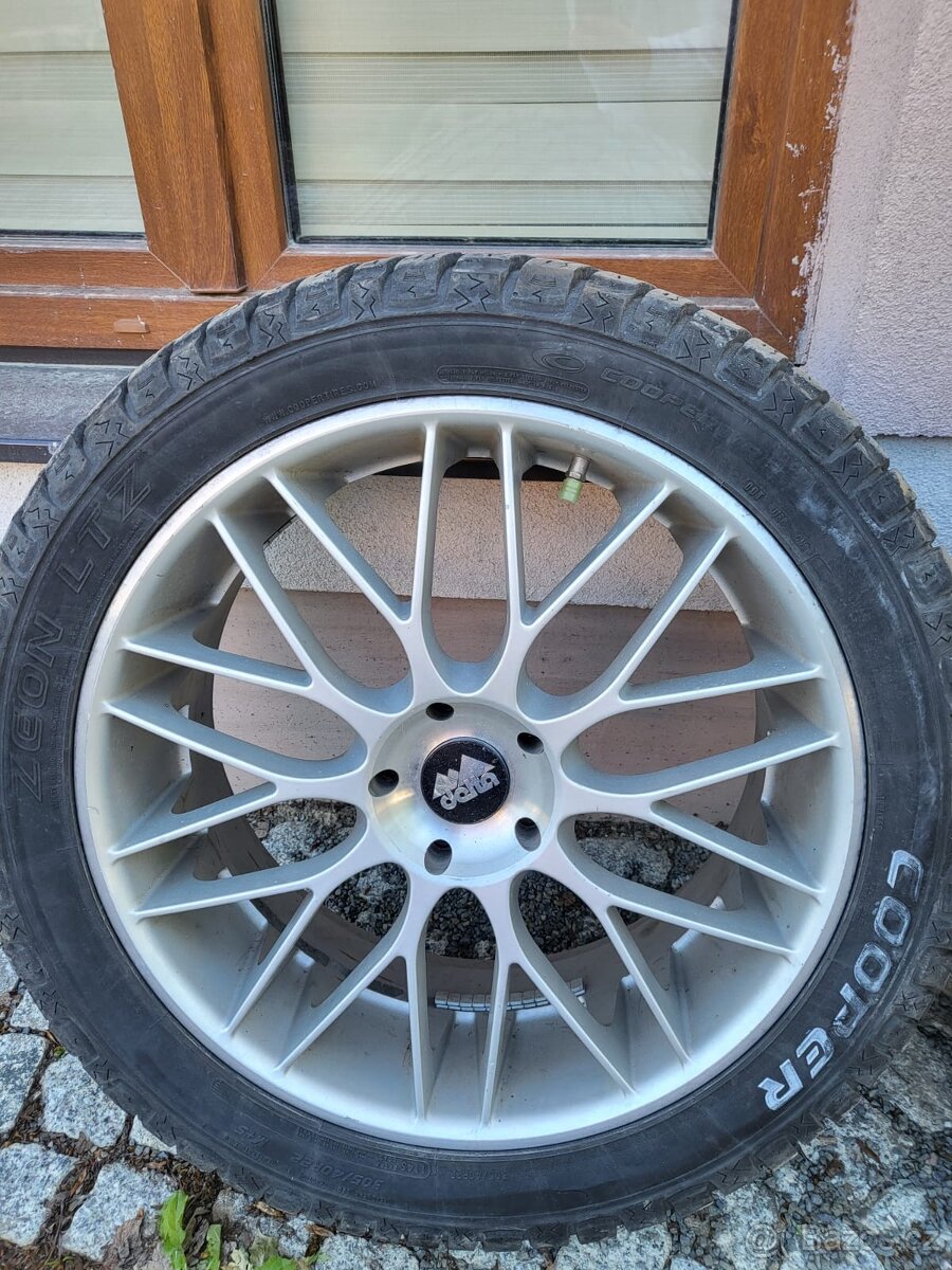 22" KOSEI JAPAN + Cooper Zeon LTZ 305/40R22 + podložky