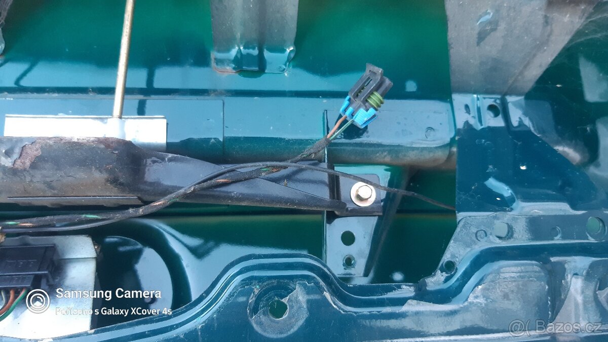 5. Dveře Felicia, Víko kufru Felicia - 5