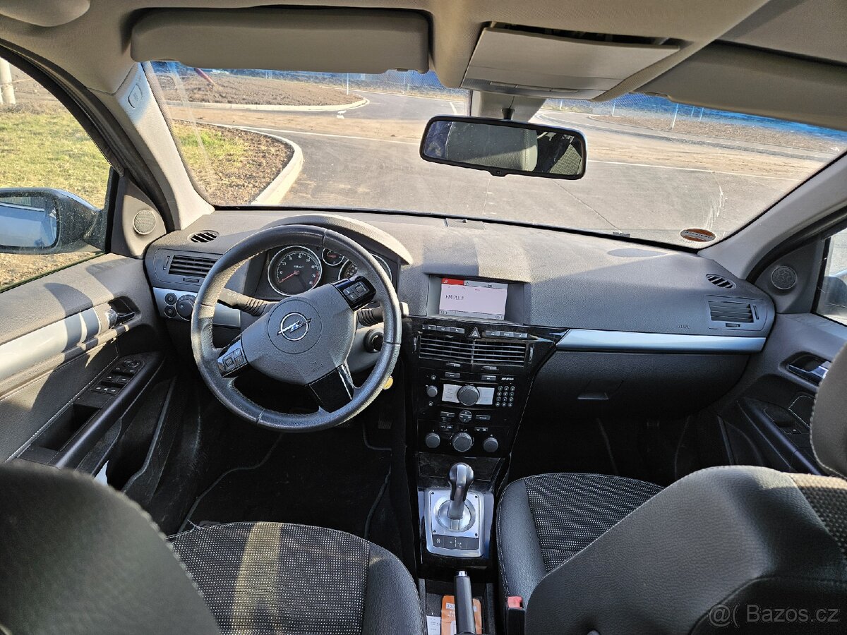 Astra H cosmo 1.6 automat - 5