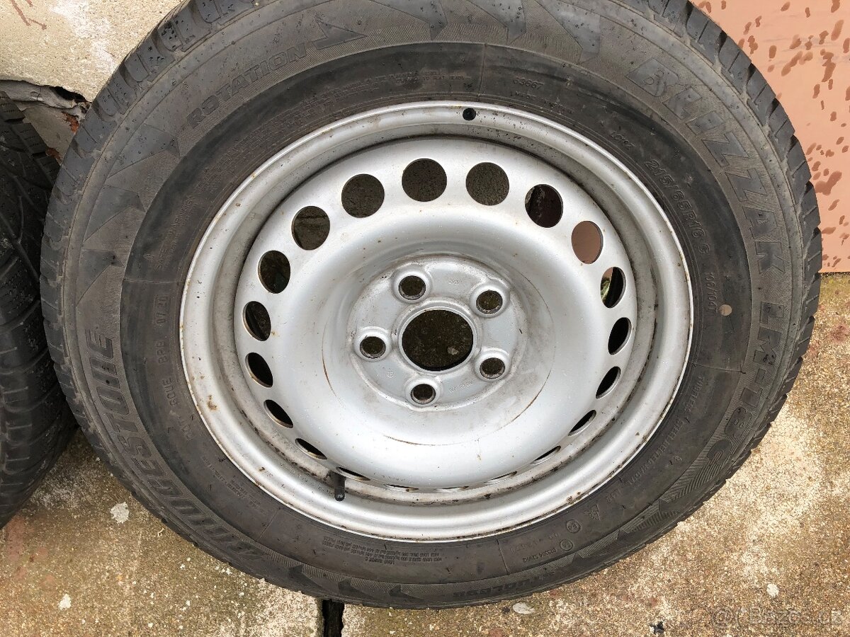 Sada kol VW Transportér T5 5x120 215/65/16C - 5