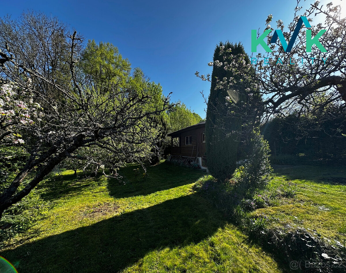 Prodej pozemku o celkové výměře 392 m², vhodného např. pro u - 5