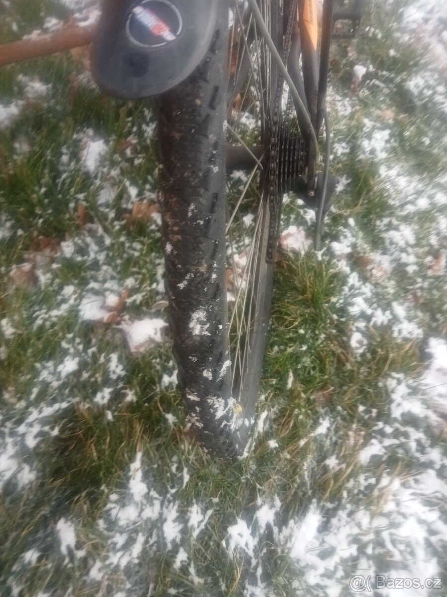 Prodám horské kolo DEMA - 5