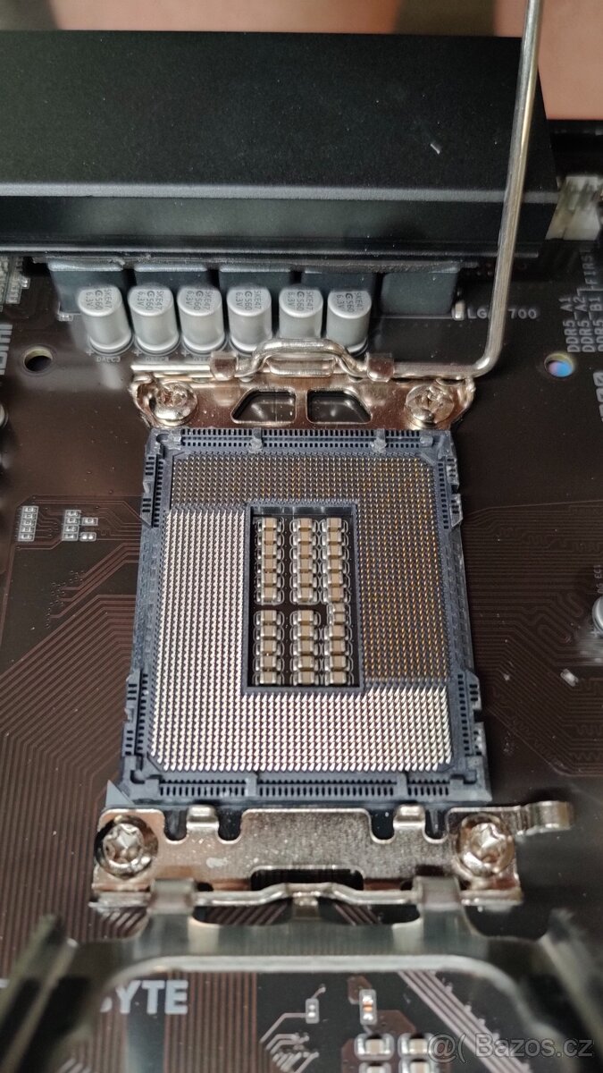 GIGABYTE B760M GAMING X AX - 5